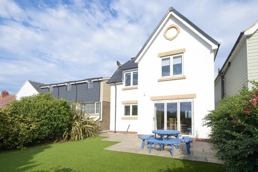 Farne Cottage Beadnell Exterior photo